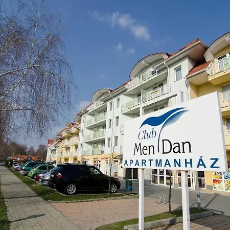 Club Mendan מלון דירות 4*
