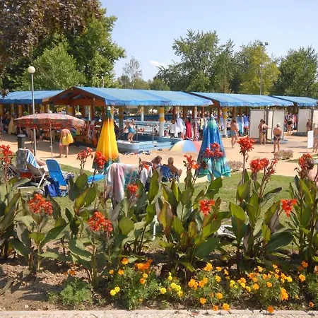Apart Otel Club Mendan 3*